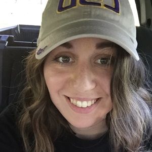 Meet your Posher, Elizabeth